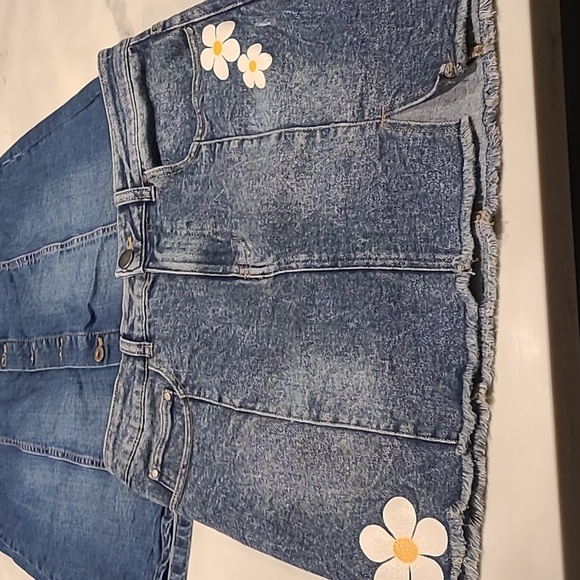 Mini Skirts Size Large LOT OF 2 - Picture 2 of 7